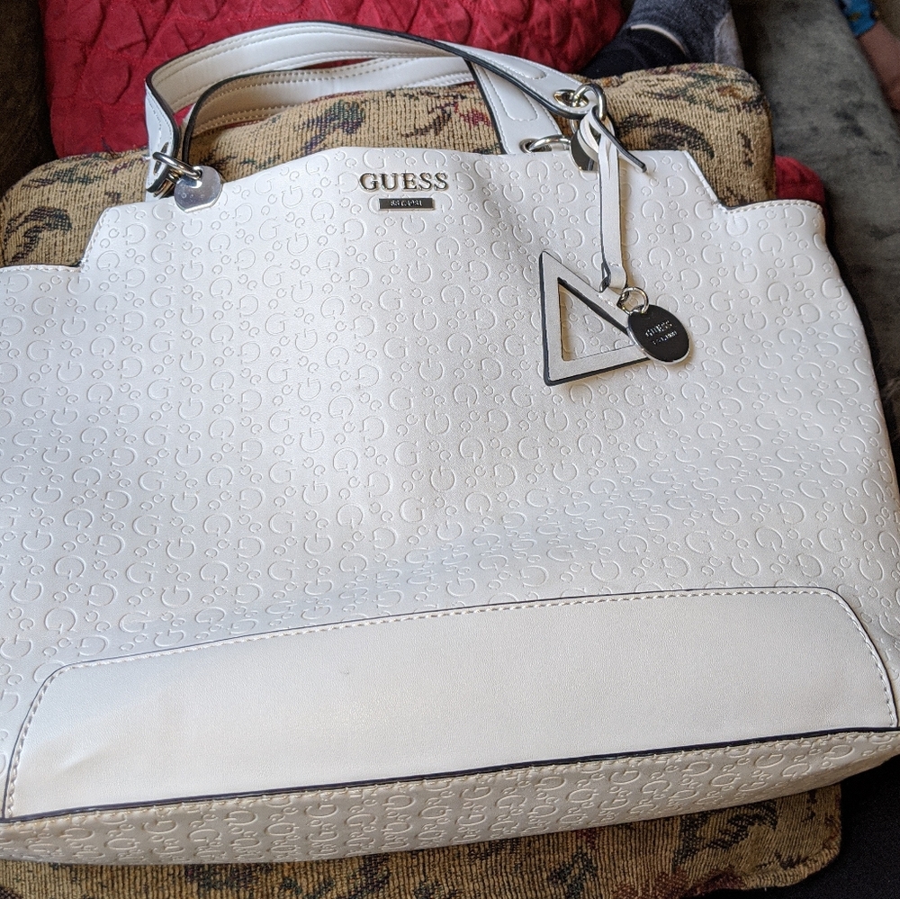 Guess shoulder bag